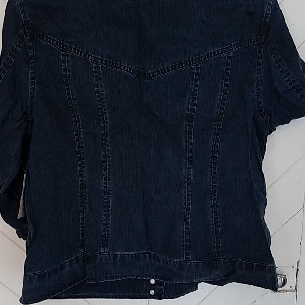 CWC tencel jean jacket - Picture 4 of 5